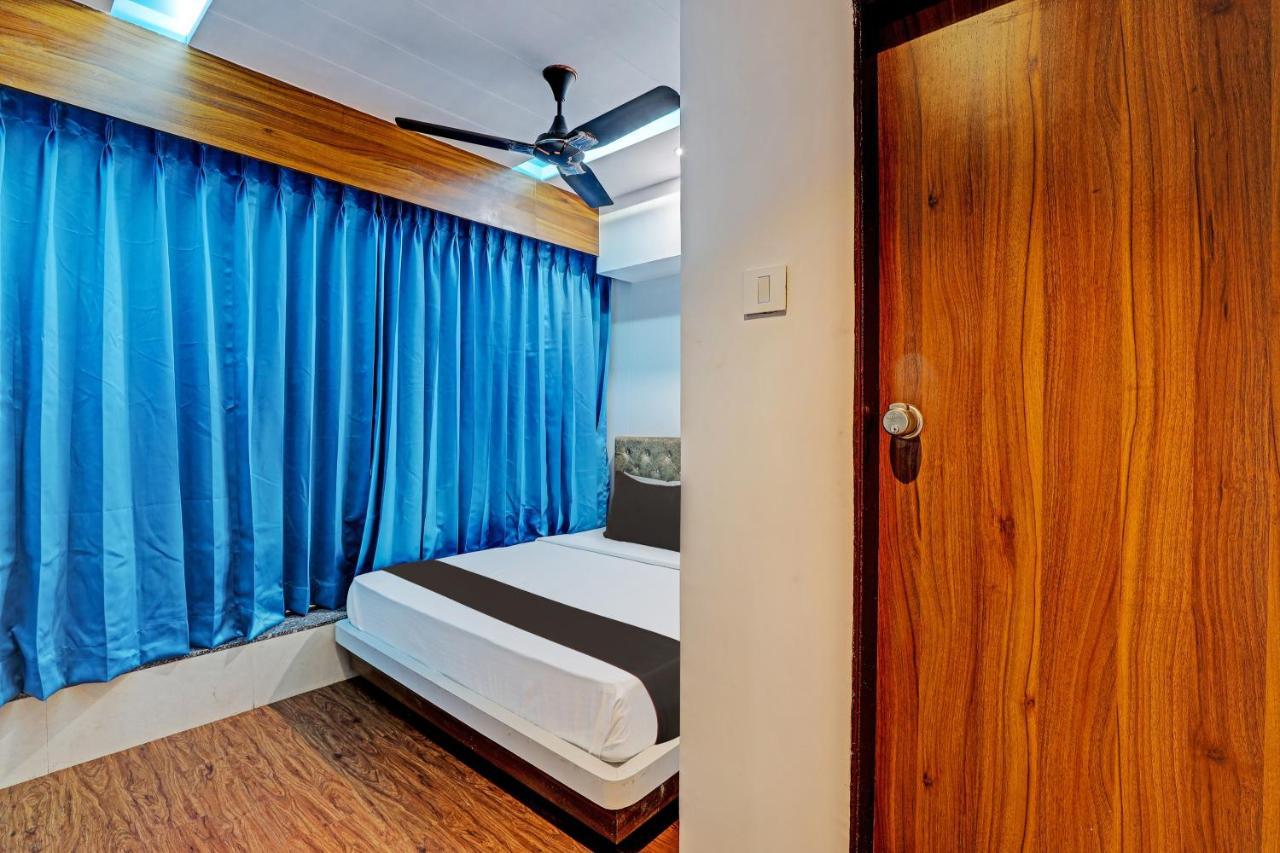סוראט Collection O Hotel Swarg מראה חיצוני תמונה