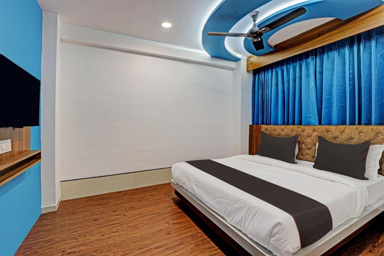 סוראט Collection O Hotel Swarg מראה חיצוני תמונה