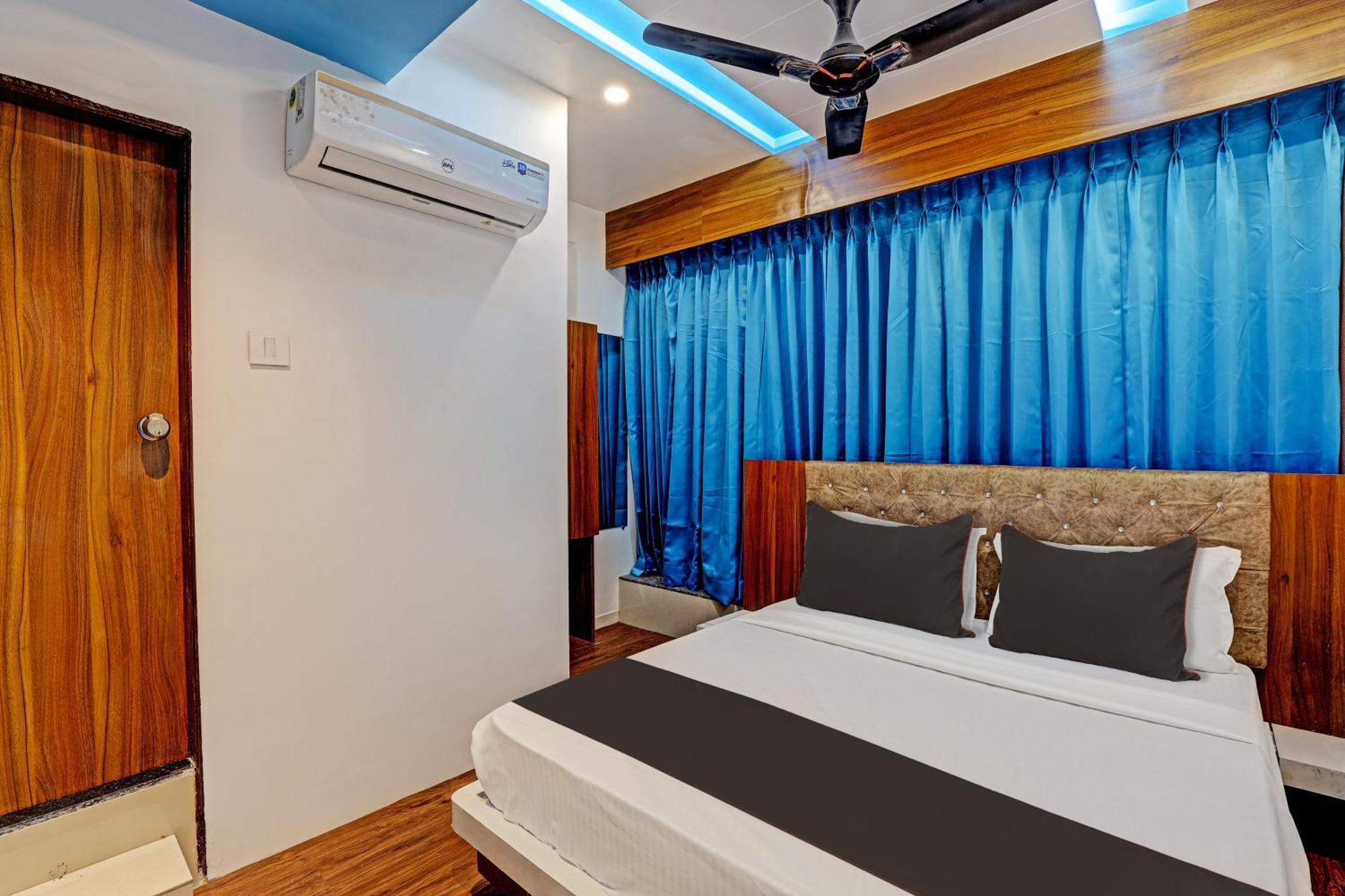 סוראט Collection O Hotel Swarg מראה חיצוני תמונה